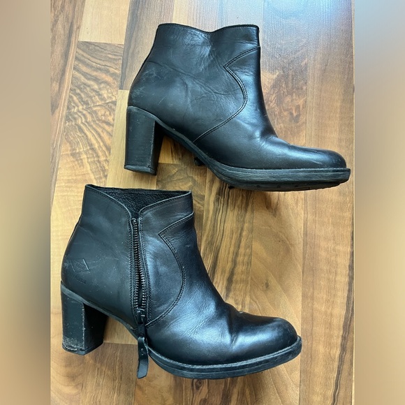 PLDM by Palladium Black Leather Boot size 41 (10) - Picture 2 of 4